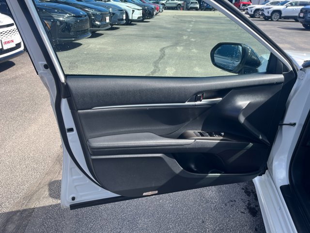 Used 2024 Toyota Camry XSE w/ Navigation Package image 21