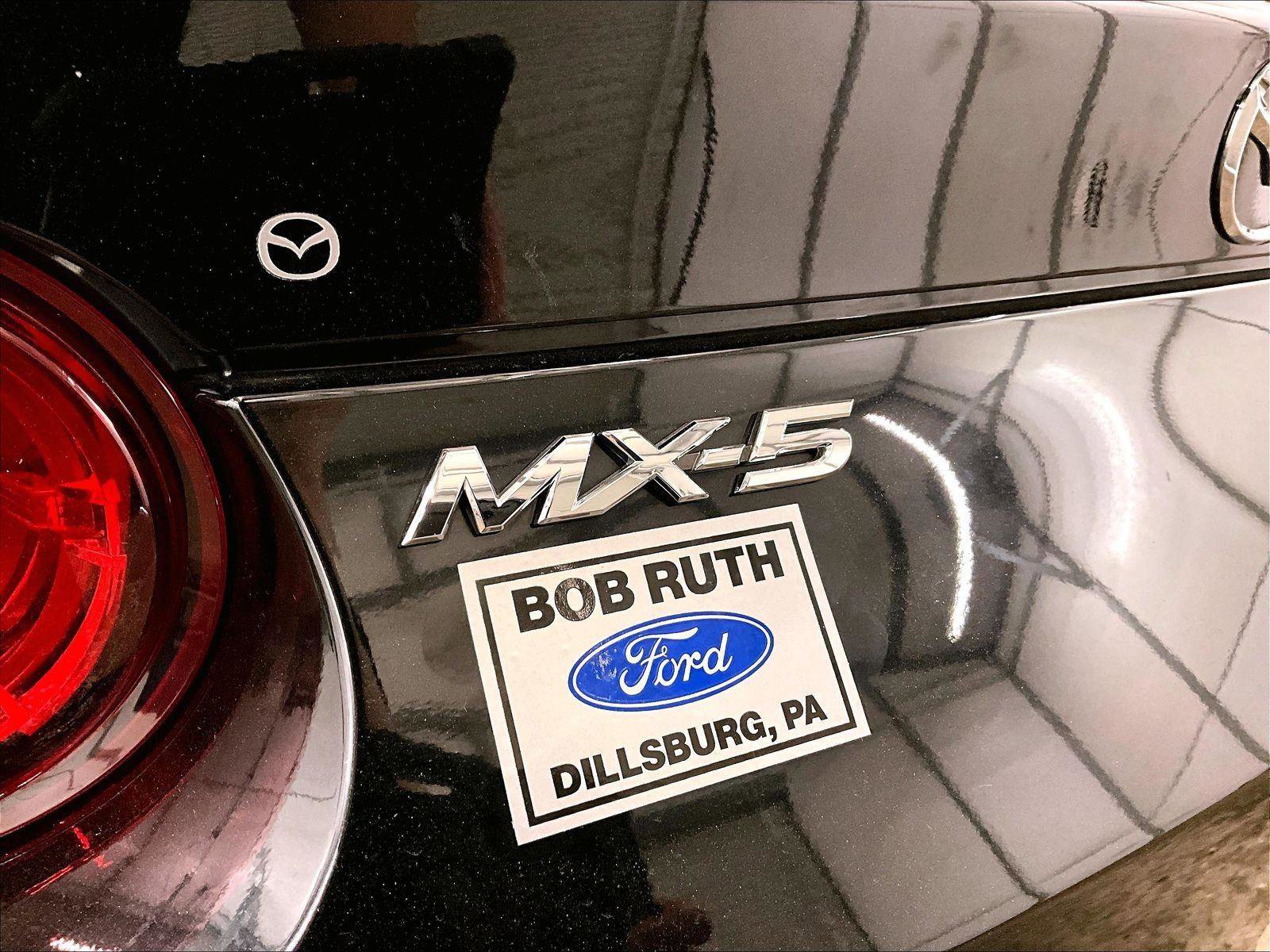 Used 2018 MAZDA MX-5 Miata RF Grand Touring image 13