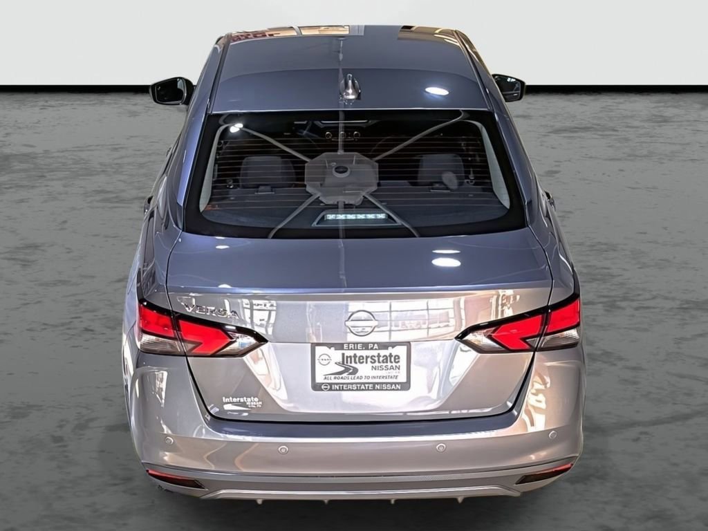 Used 2025 Nissan Versa SV w/ Trunk Package image 3