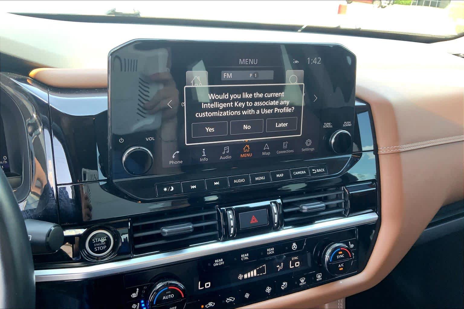 Used 2023 Nissan Pathfinder Platinum FWD image 34