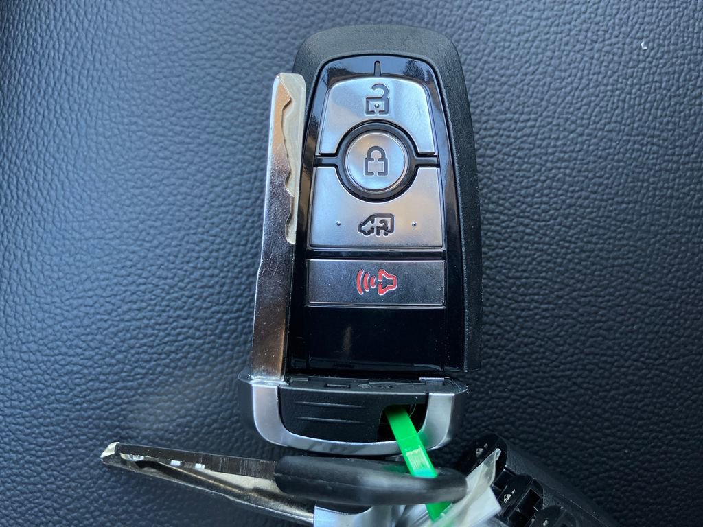 New 2026 Ford Transit 250 148 Medium Roof w/ Load Area Protection Package image 30