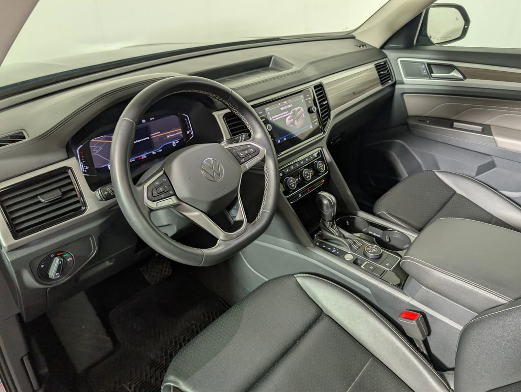 Used 2023 Volkswagen Atlas SEL image 19