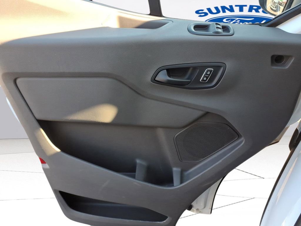 Used 2023 Ford Transit 350 XLT image 22
