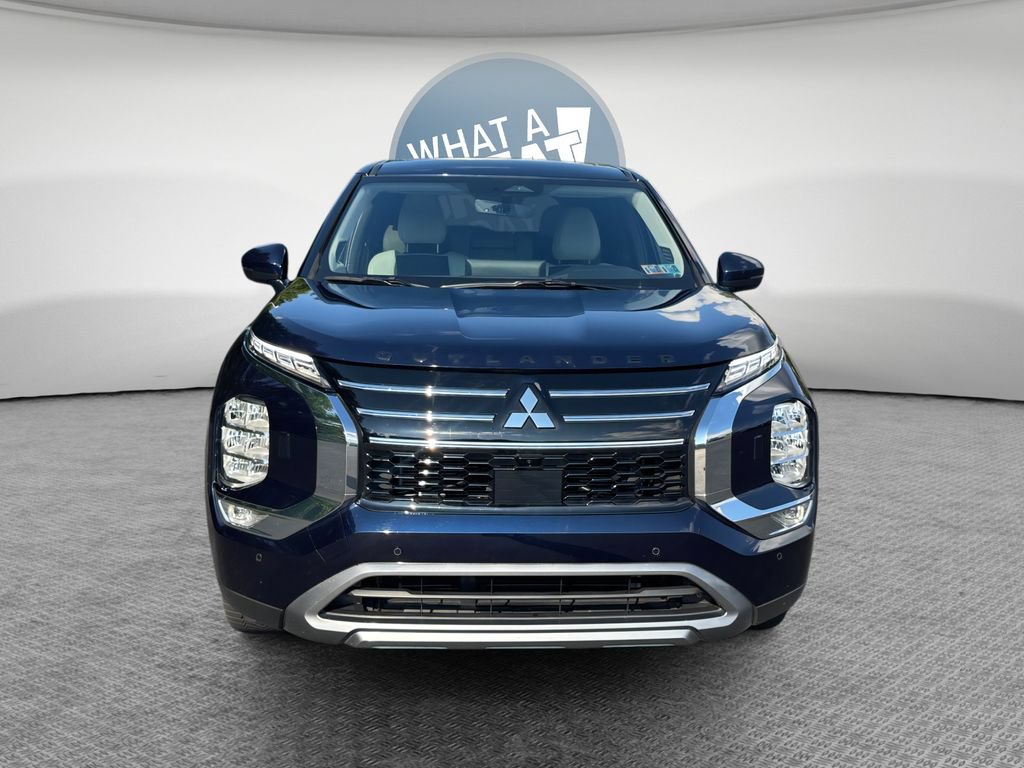 Used 2025 Mitsubishi Outlander AWD image 9