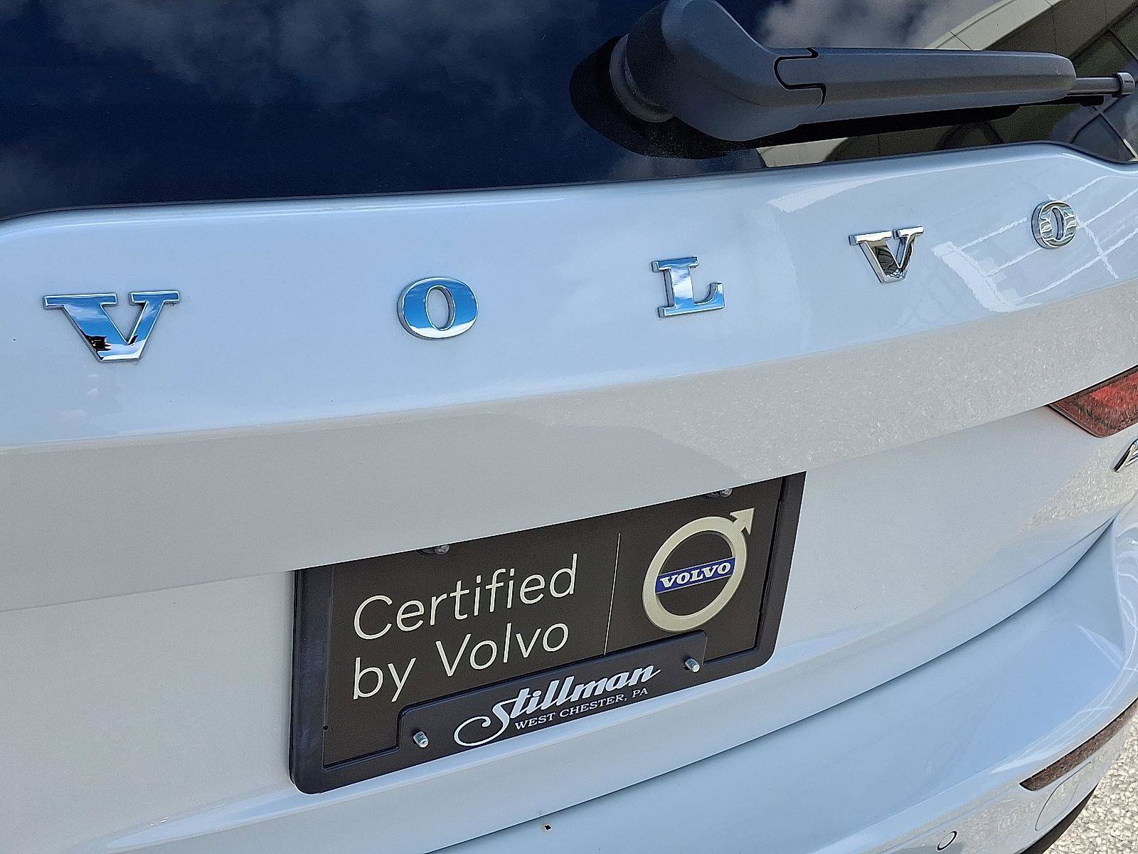 Certified 2024 Volvo V60 B5 Cross Country Plus image 31