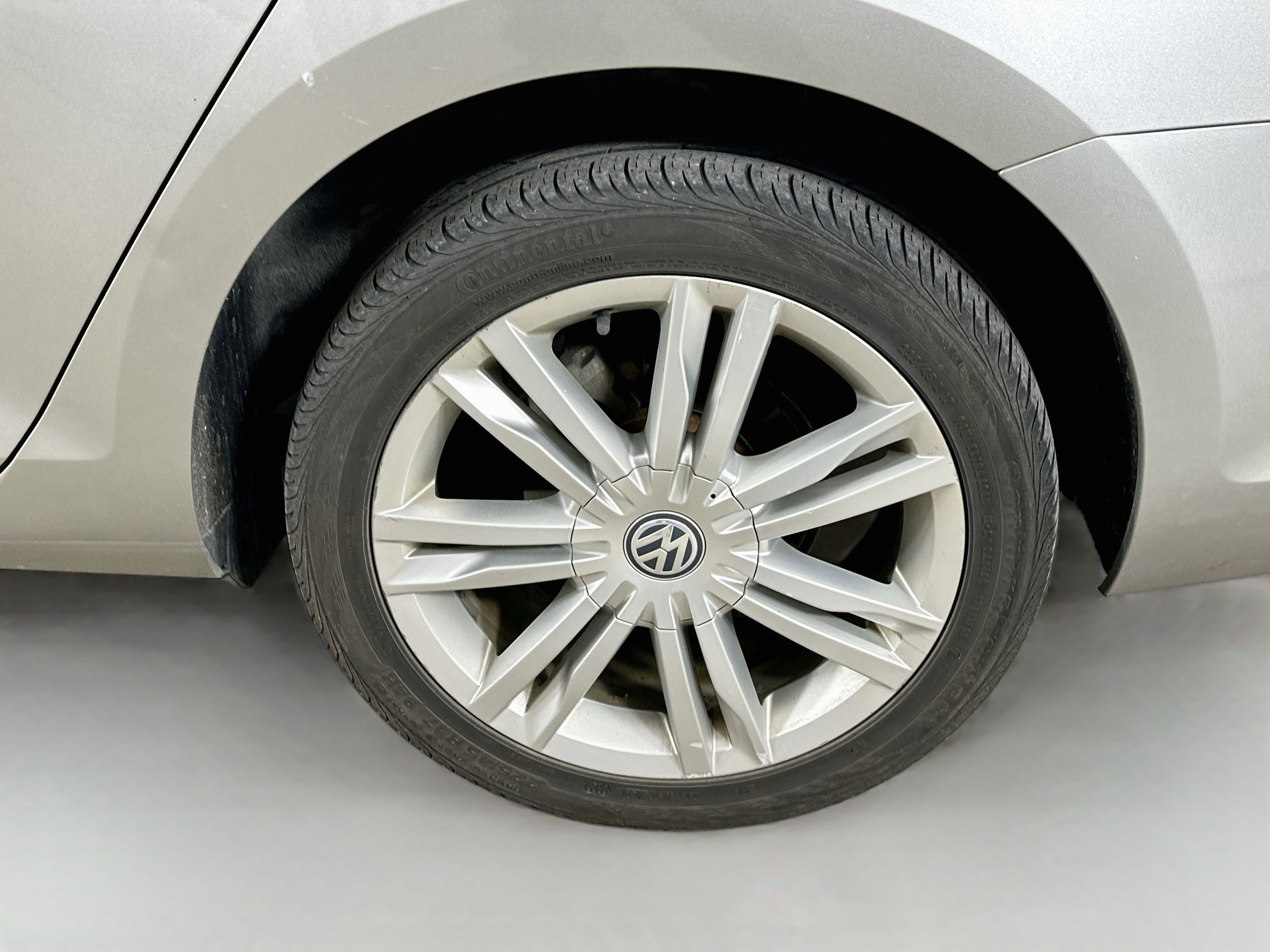 Used 2015 Volkswagen Golf TDI SE FWD image 34
