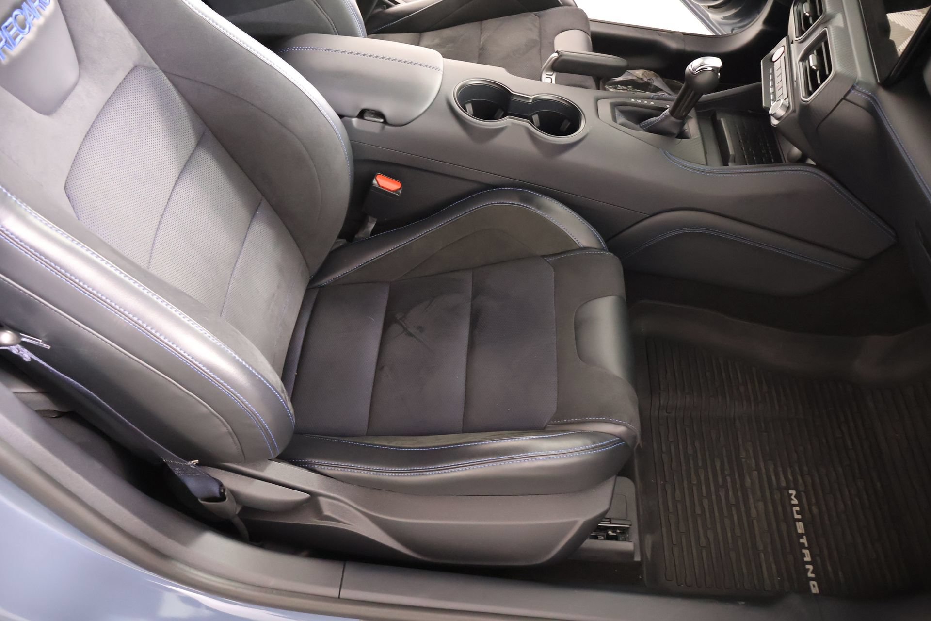 Used 2024 Ford Mustang Dark Horse RWD image 13