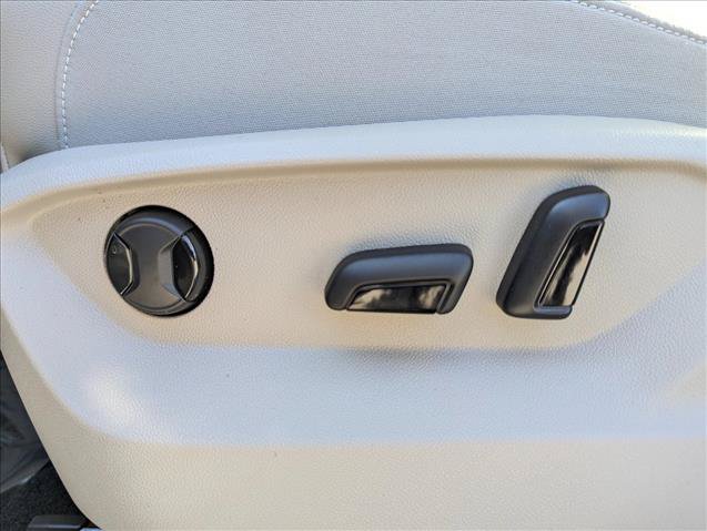 New 2026 Volkswagen Atlas SE FWD image 11
