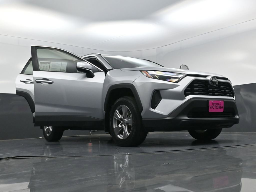 Used 2023 Toyota RAV4 XLE image 25