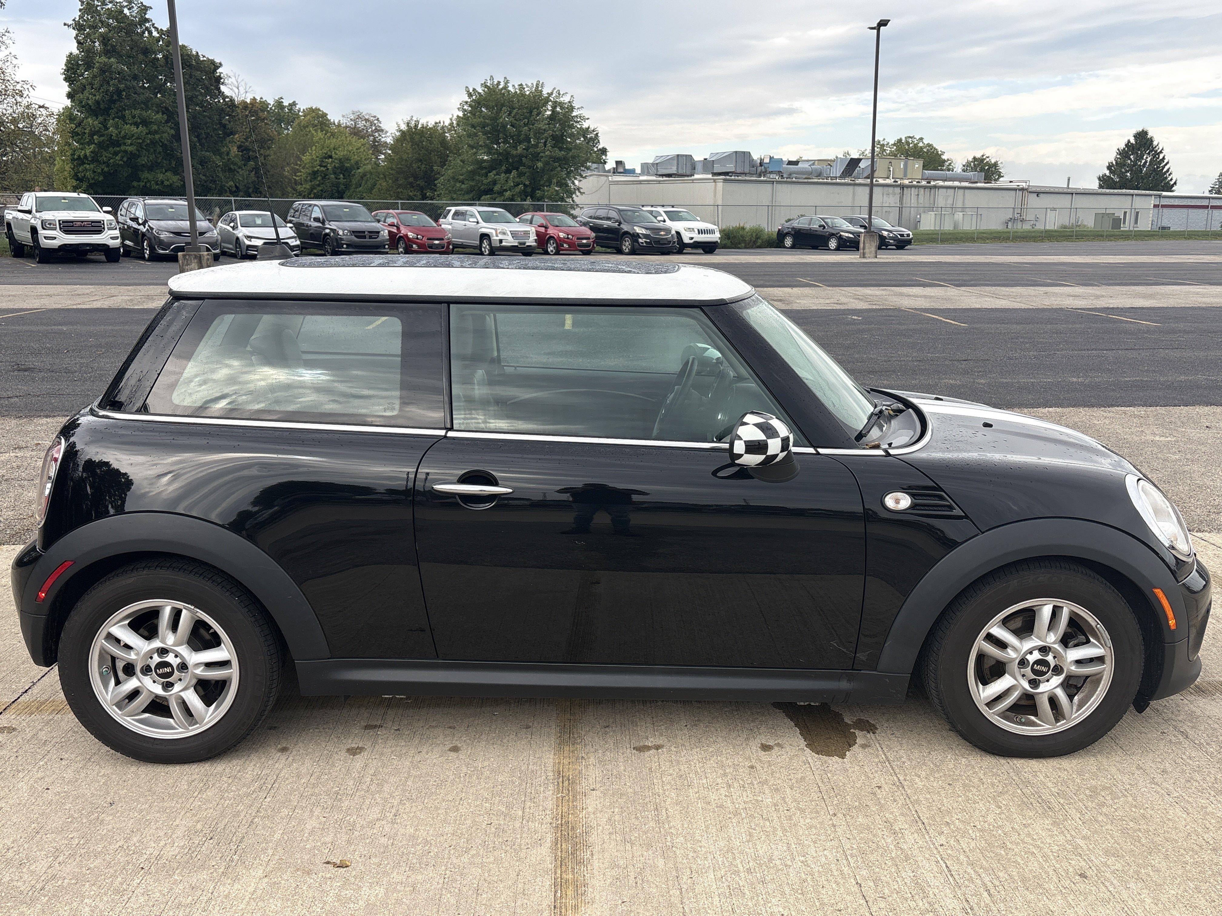 Used 2012 MINI Cooper Hardtop FWD image 3