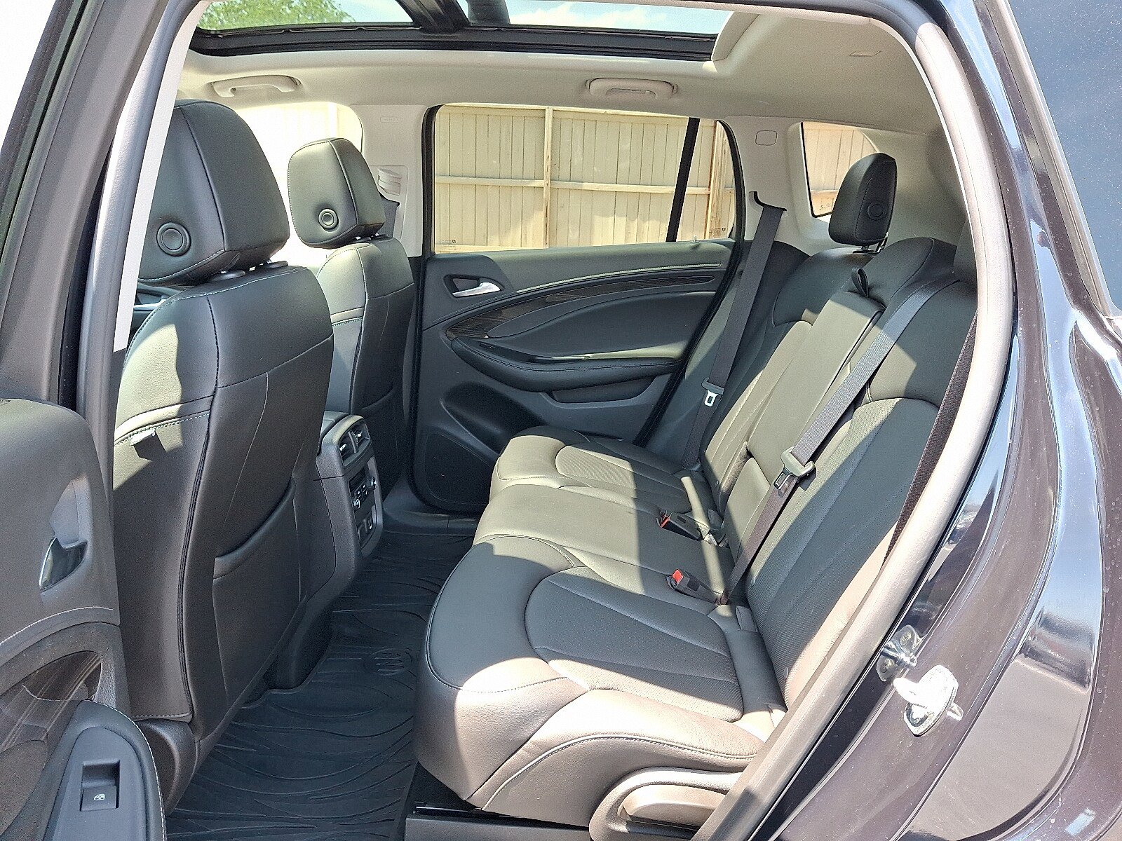 Used 2020 Buick Envision Essence w/ Experience Buick Package AWD/4WD image 12