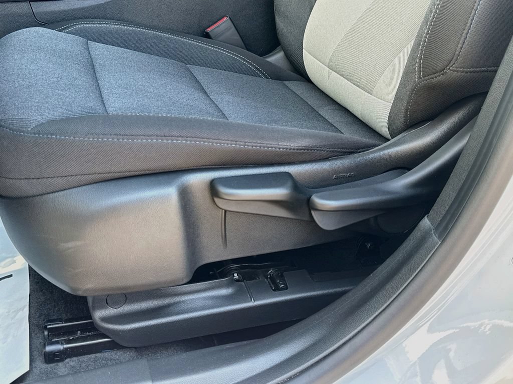 Used 2026 Chevrolet Trax LS FWD image 19