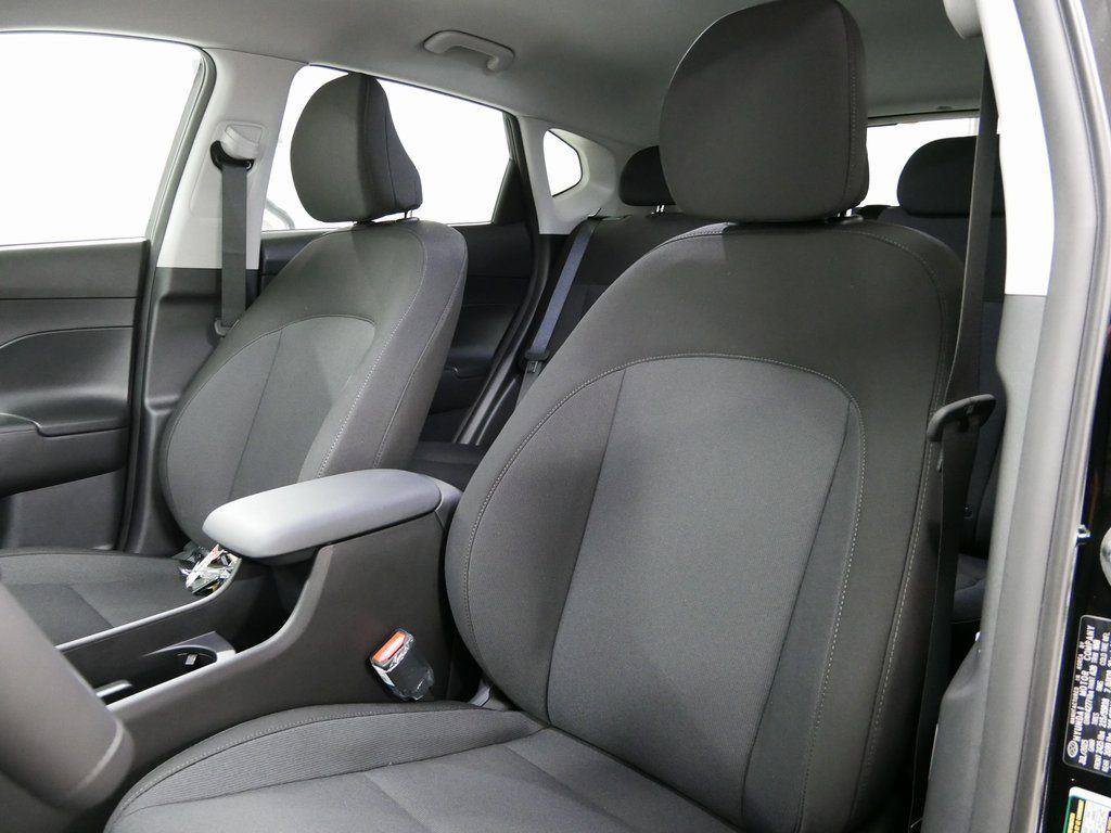 Certified 2026 Hyundai Kona SEL Sport AWD/4WD image 11