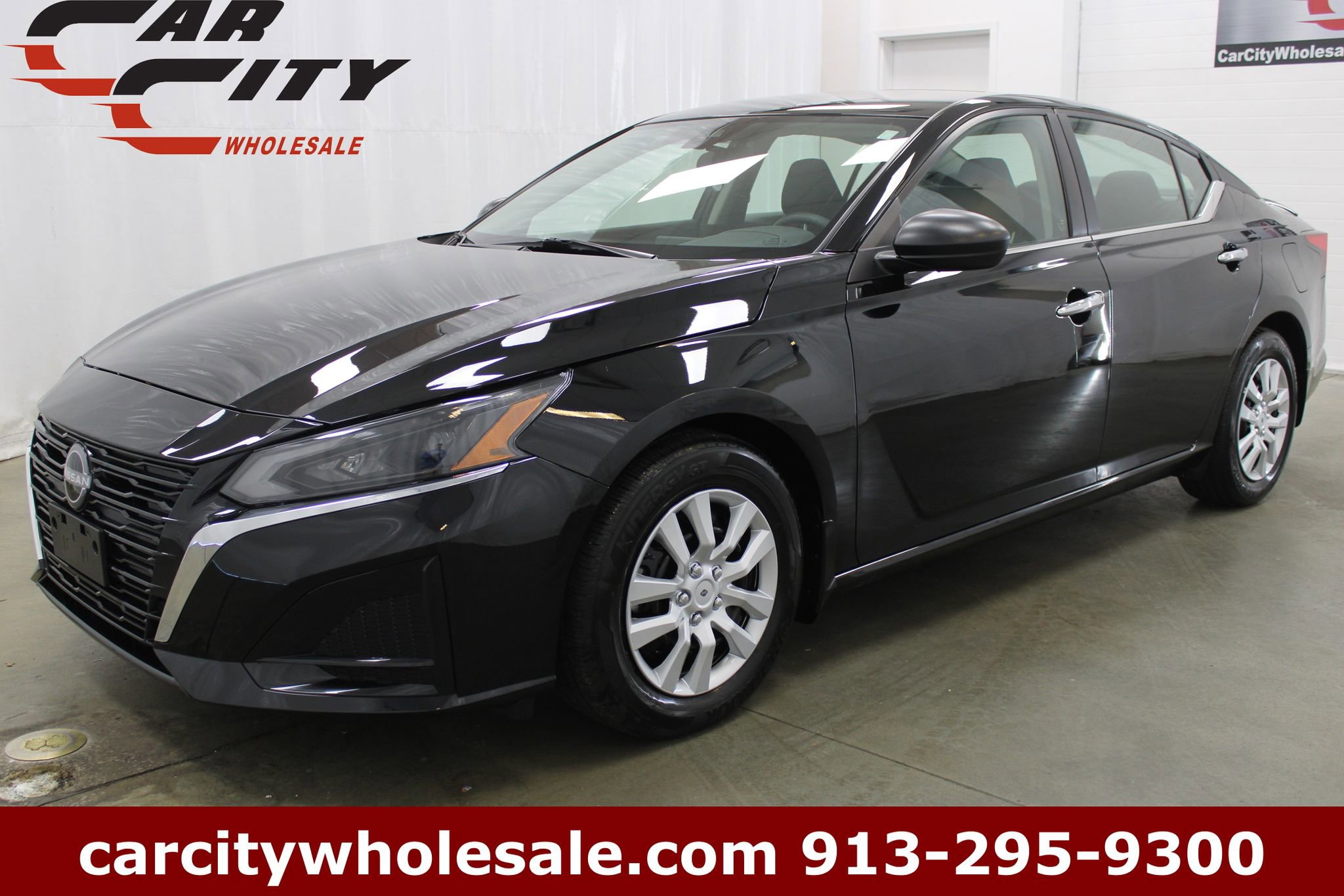 Used 2024 Nissan Altima 2.5 S image 1