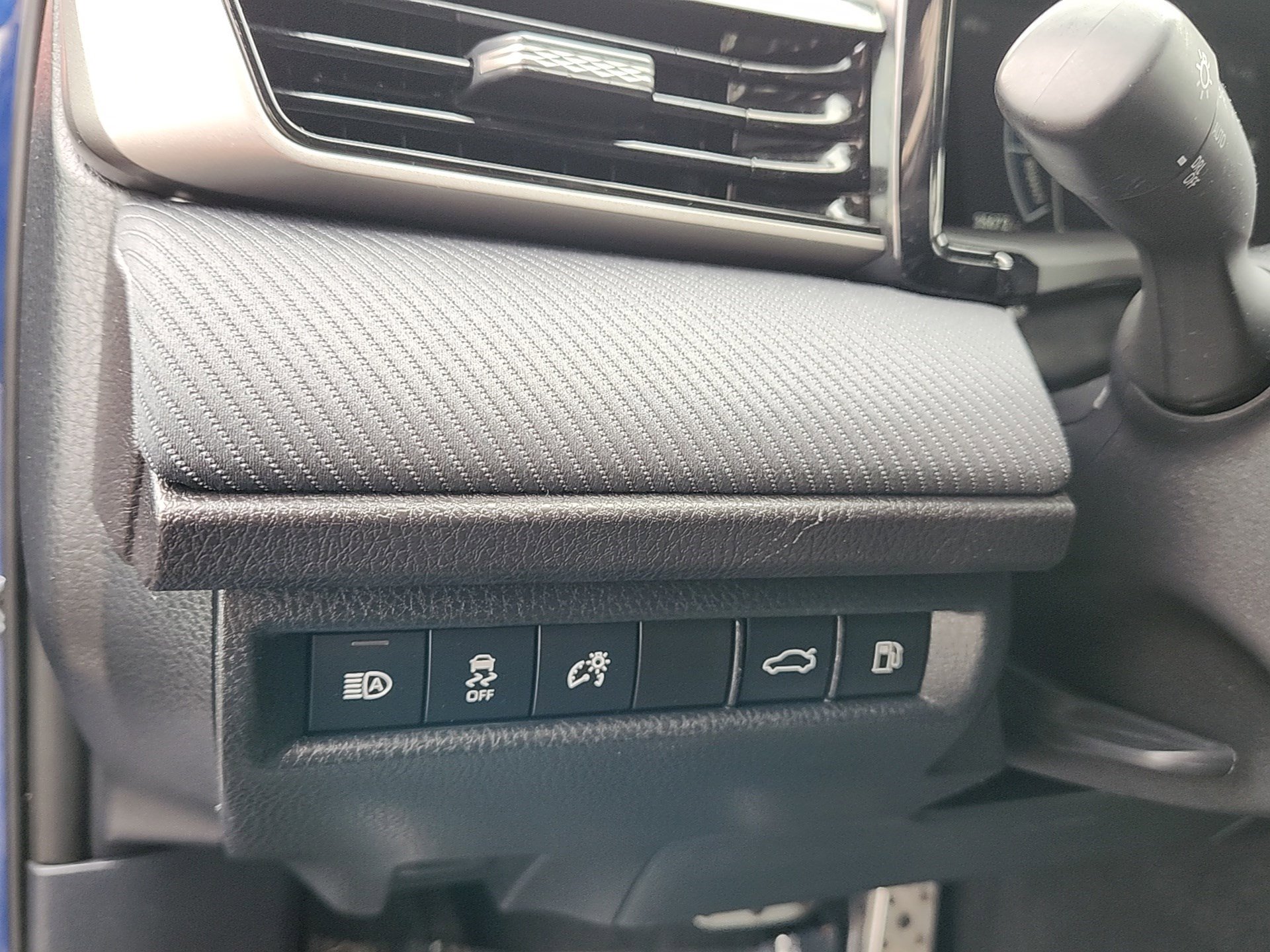 Certified 2025 Toyota Camry SE image 12