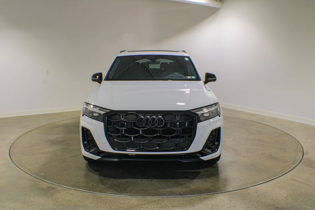 Used 2025 Audi SQ7 Prestige AWD/4WD image 26