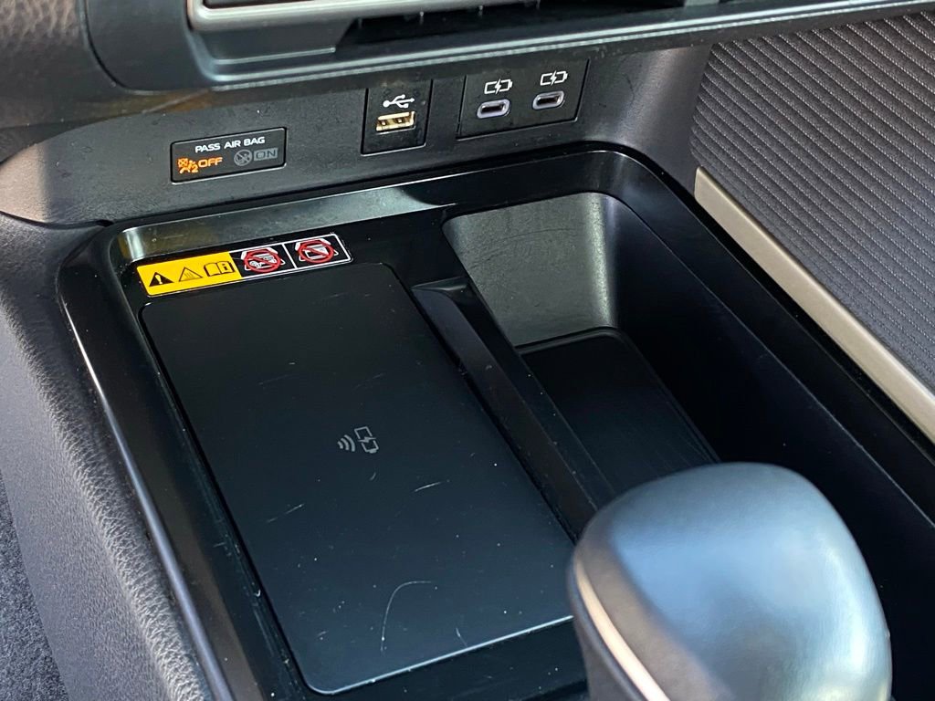 Used 2025 Toyota Camry SE FWD image 17