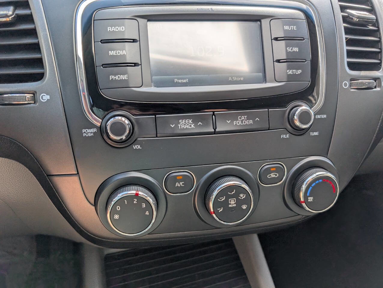 Used 2017 Kia Forte LX w/ LX Popular Package image 23