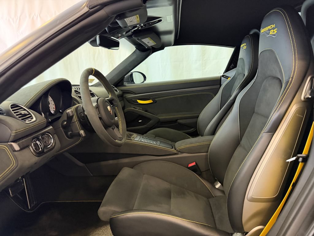 Certified 2025 Porsche 718 Boxster Spyder RS RWD image 5