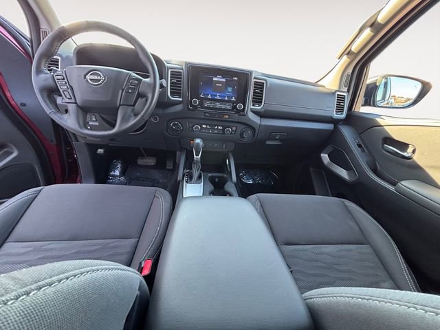 Used 2024 Nissan Frontier SV w/ SV Convenience Package image 10