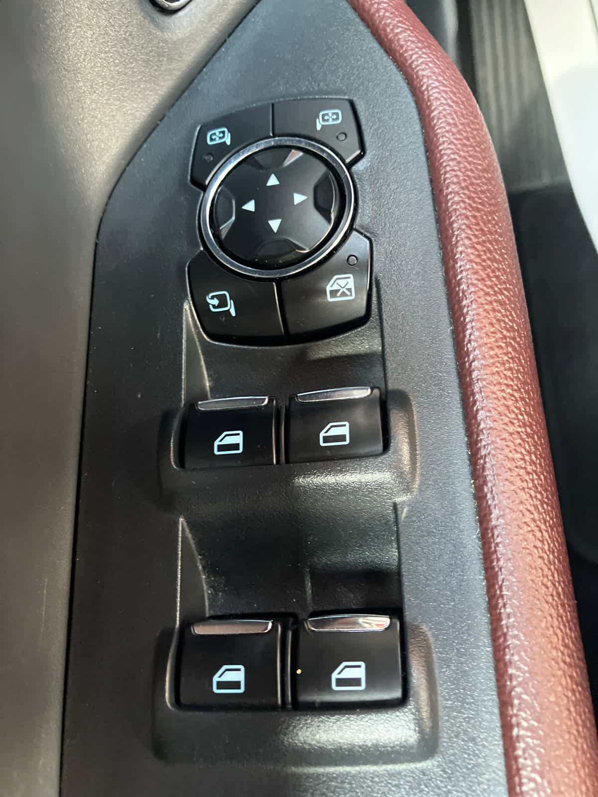 Used 2024 Ford Expedition Max Limited image 13