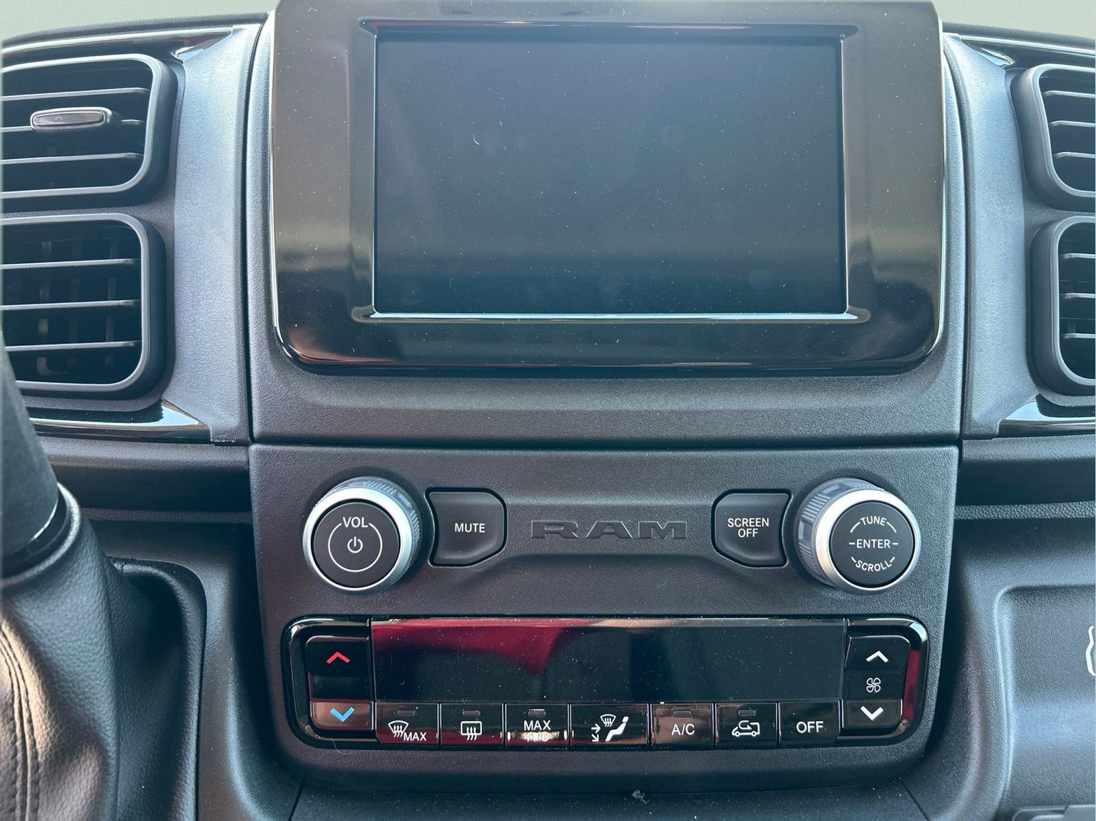New 2026 RAM ProMaster 2500 w/ Advanced Safety Group FWD image 15