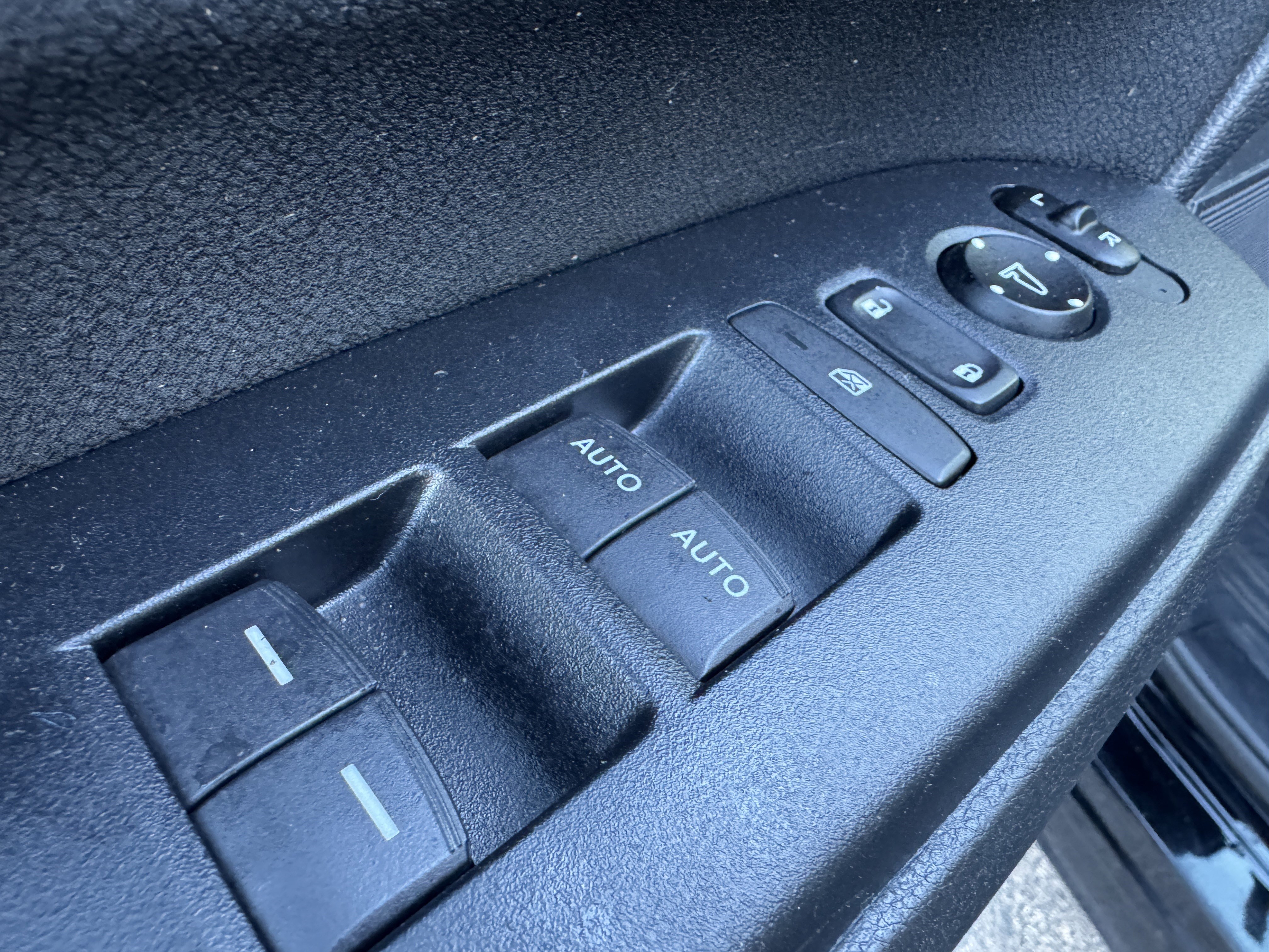 Used 2019 Honda CR-V EX image 10