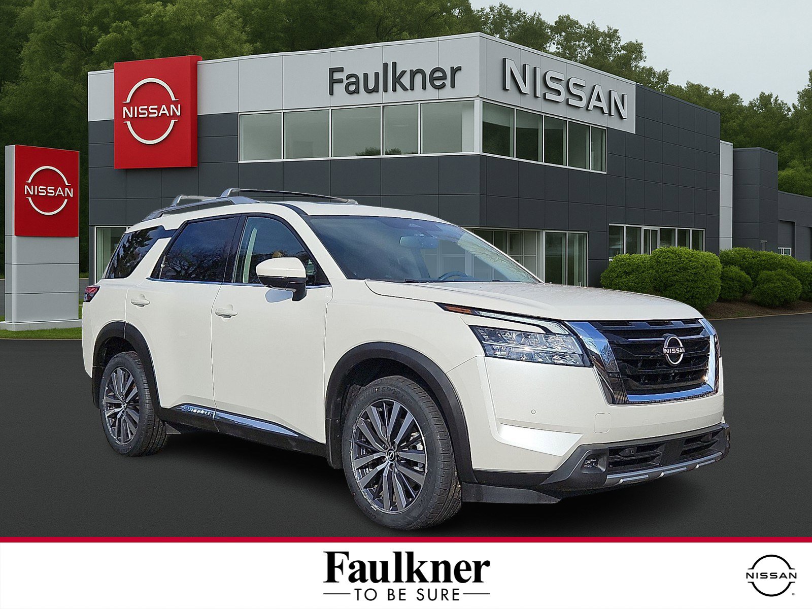 Certified 2022 Nissan Pathfinder Platinum w/ Cargo Package