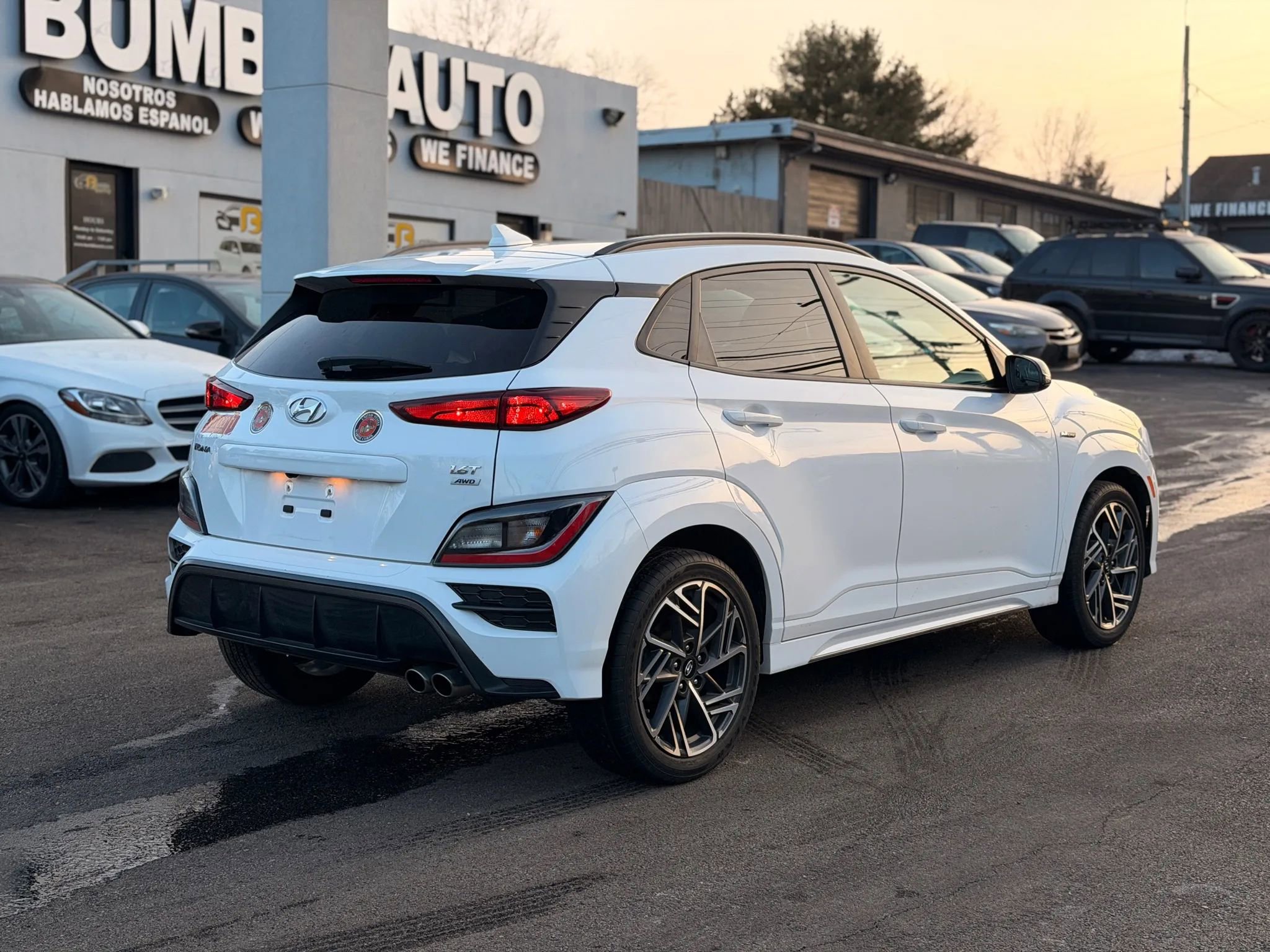 Used 2022 Hyundai Kona N Line image 4