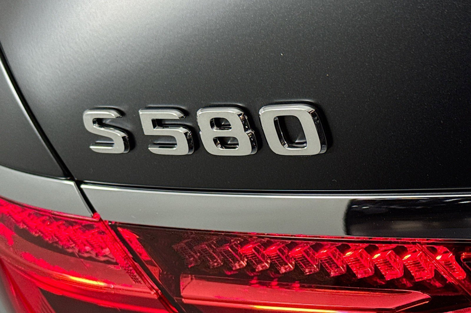 New 2026 Mercedes-Benz S 580 4MATIC Sedan image 8