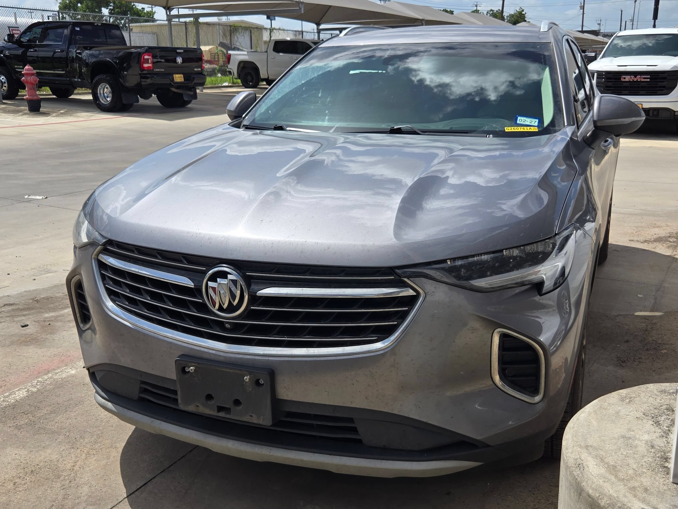 Used 2022 Buick Envision Essence w/ Technology Package I FWD image 4