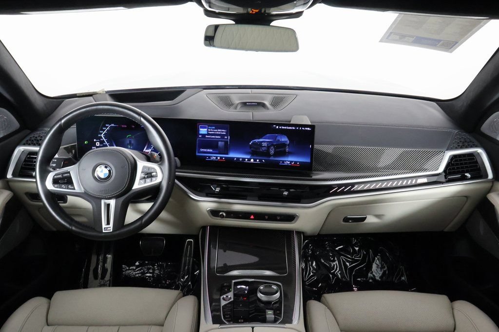 Certified 2024 BMW X7 M60i w/ Executive Package AWD/4WD image 8