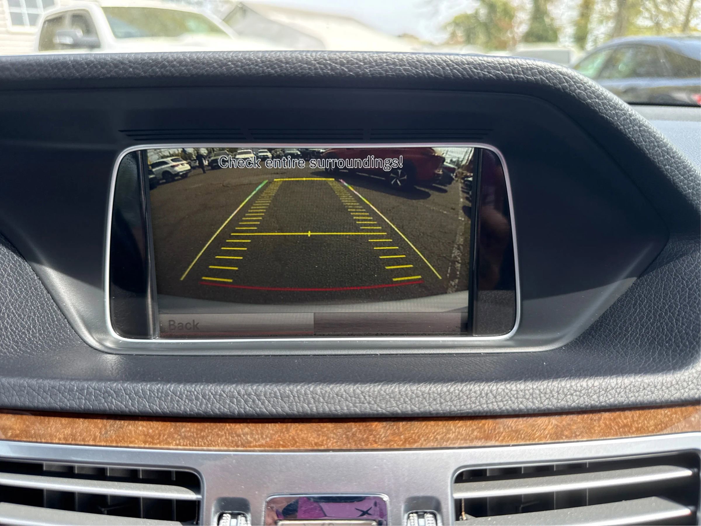 Used 2014 Mercedes-Benz E 350 4MATIC Sedan image 34