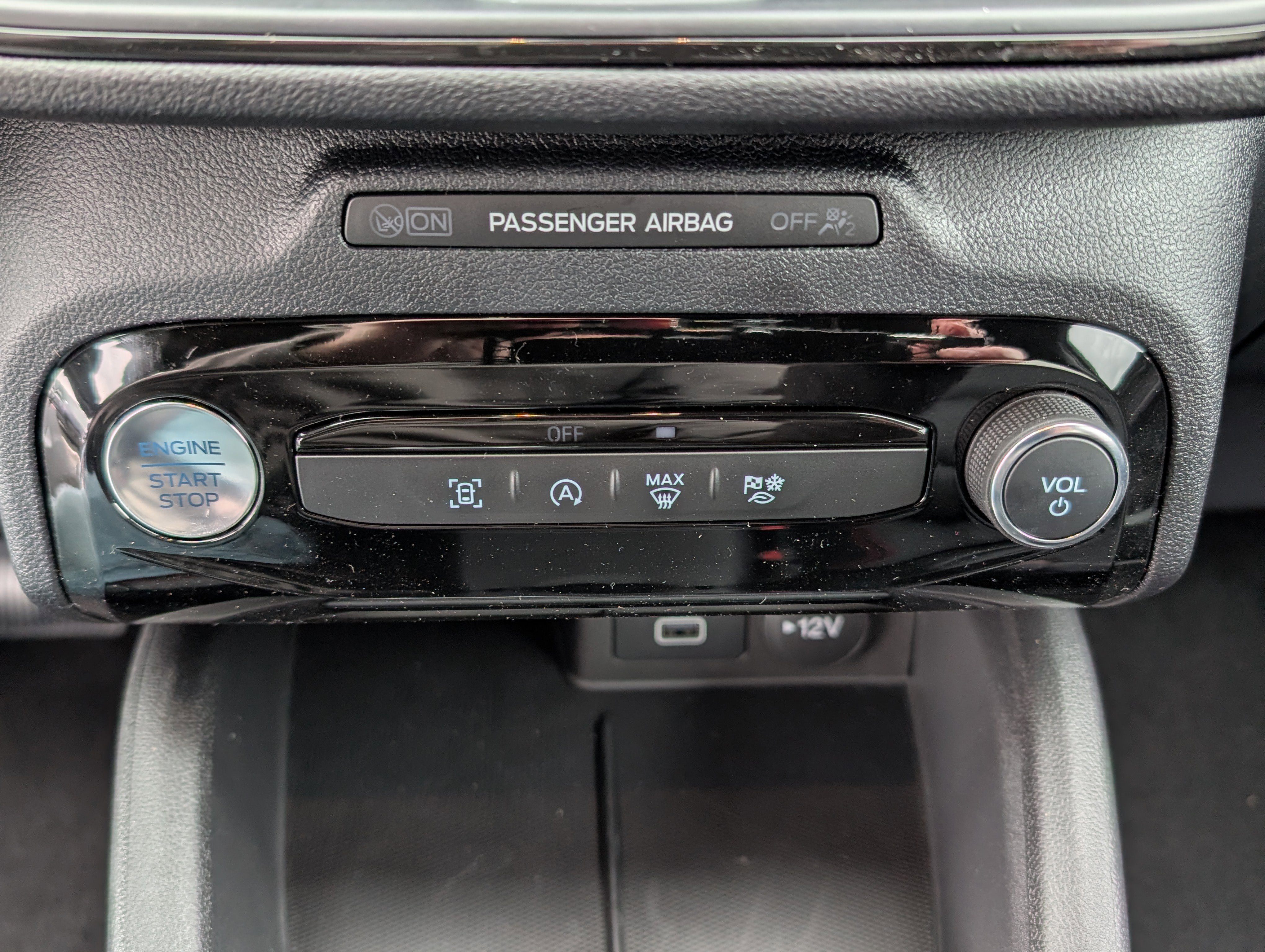 New 2026 Ford Escape ST-Line w/ Tech Pack #1 image 24