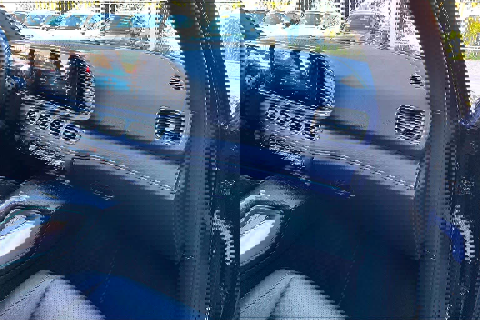 Used 2023 Mercedes-Benz GLE 350 4MATIC image 18