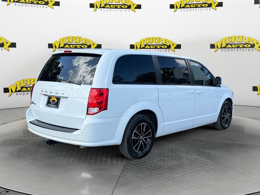 Used 2019 Dodge Grand Caravan SE image 5