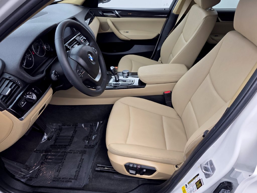 Used 2017 BMW X3 sDrive28i RWD image 9