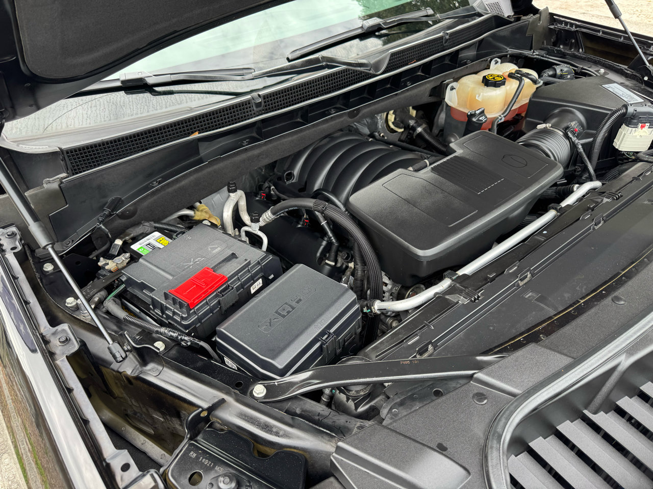 Used 2021 GMC Yukon SLT w/ SLT Premium Package image 41