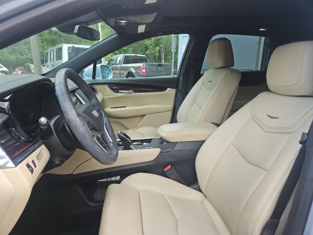 Used 2017 Cadillac XT5 Premium Luxury FWD image 10