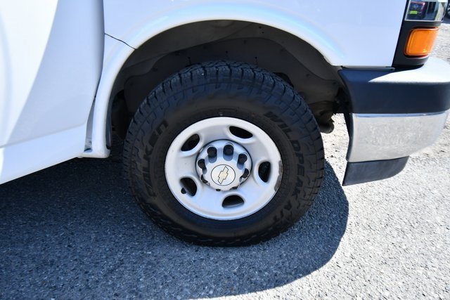 Used 2021 Chevrolet Express 3500 w/ Power Convenience Package image 16