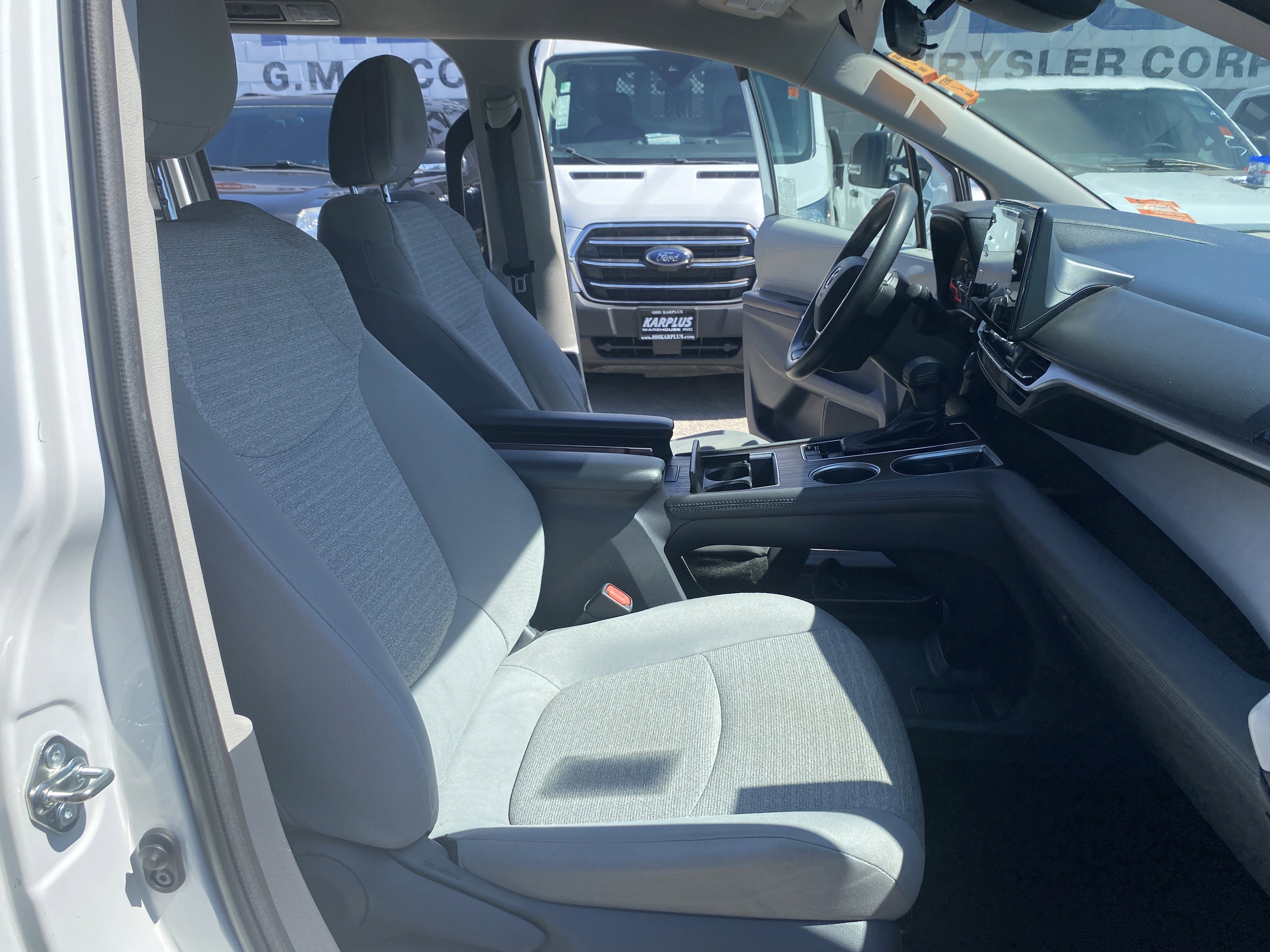 Used 2021 Toyota Sienna LE image 23