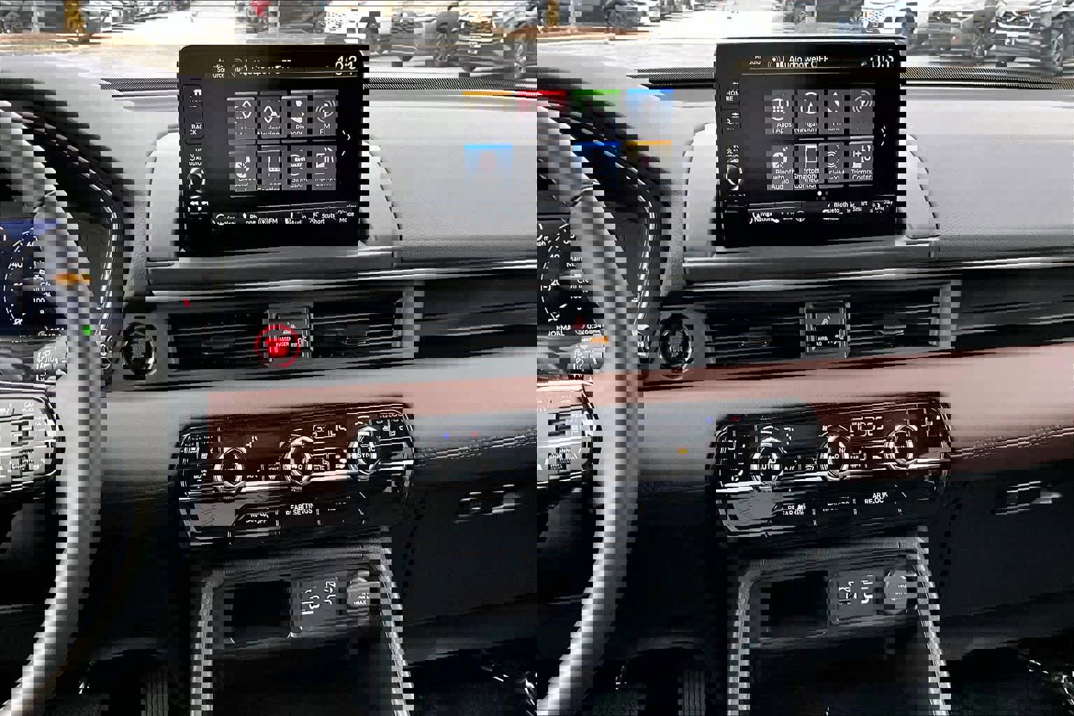 Used 2025 Honda Pilot Elite image 7