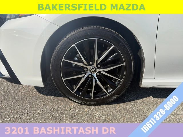Used 2024 Toyota Camry SE image 18