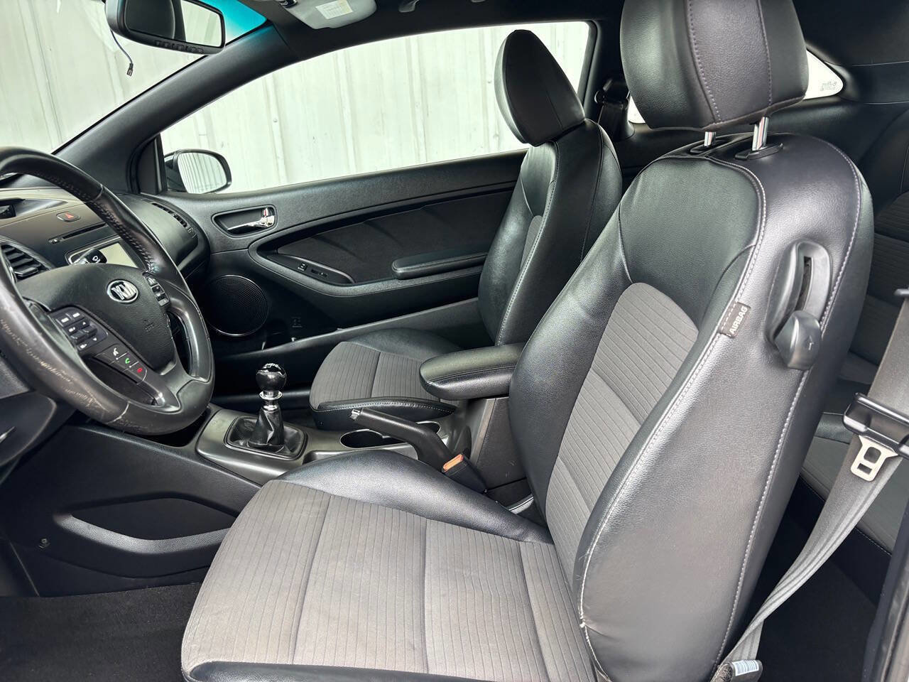 Used 2015 Kia Forte Koup SX image 11