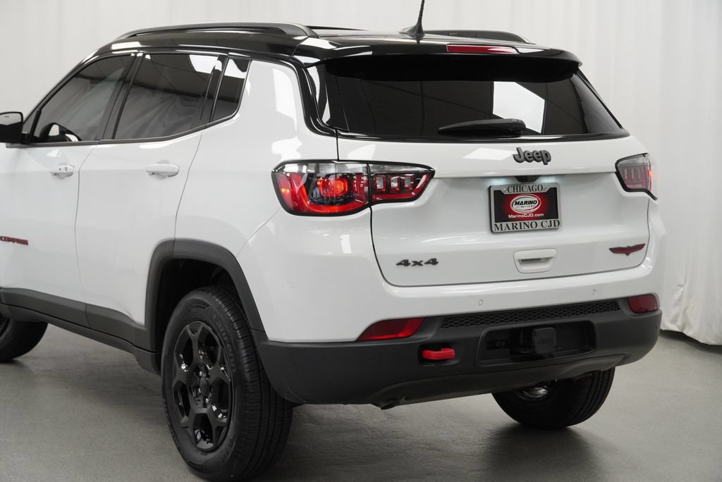 Used 2023 Jeep Compass Trailhawk w/ Sun and Sound Group AWD/4WD image 13
