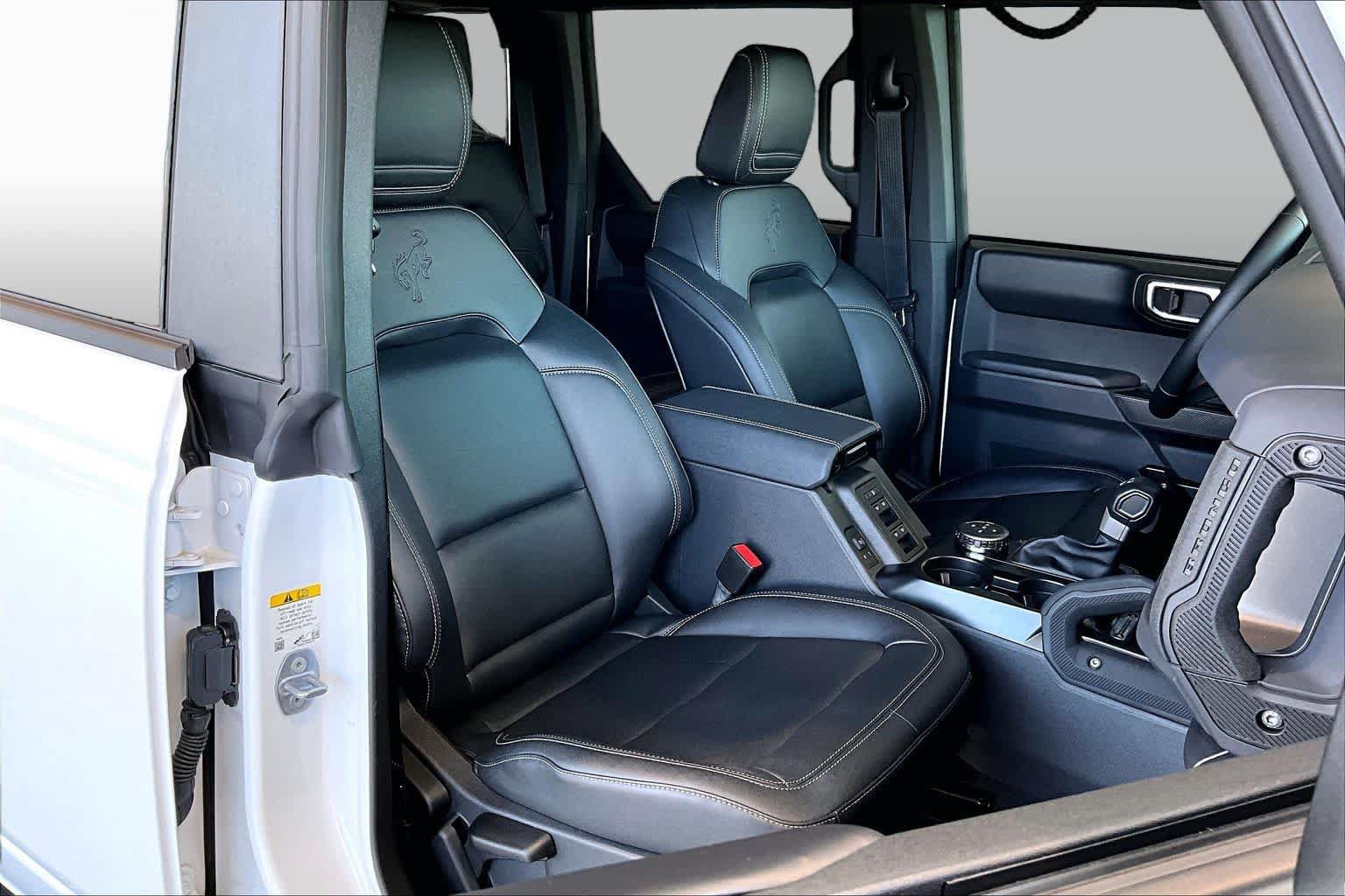 Used 2025 Ford Bronco Badlands AWD/4WD image 8