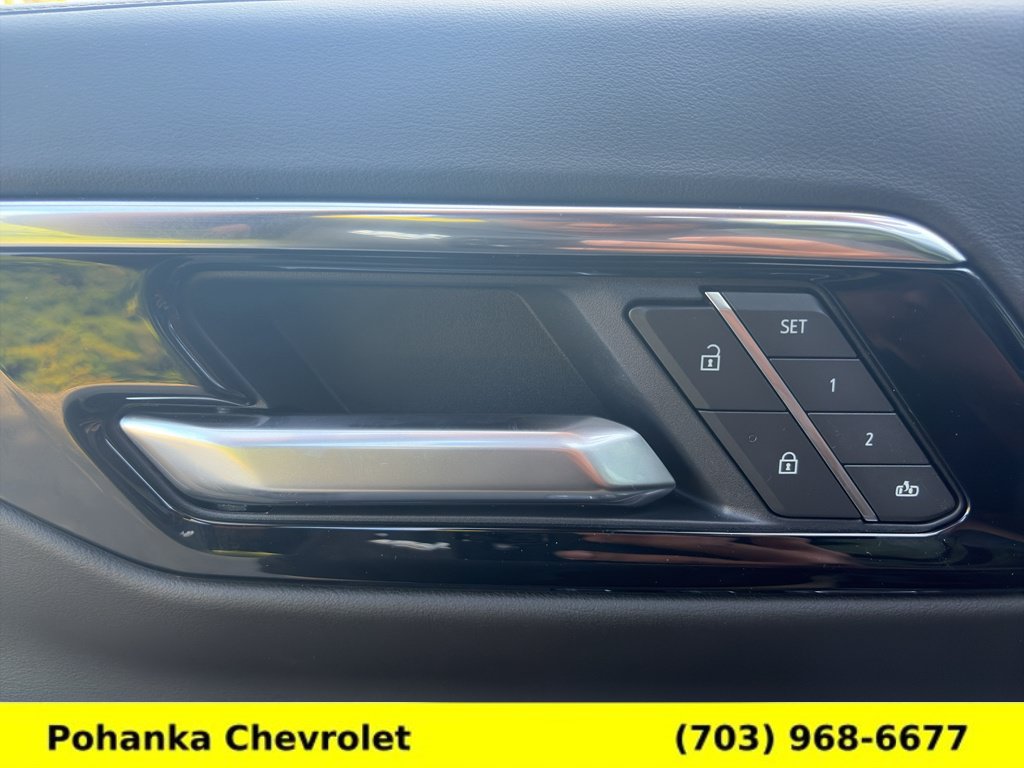 New 2026 Chevrolet Suburban High Country w/ Sun And Tow Package AWD/4WD image 21