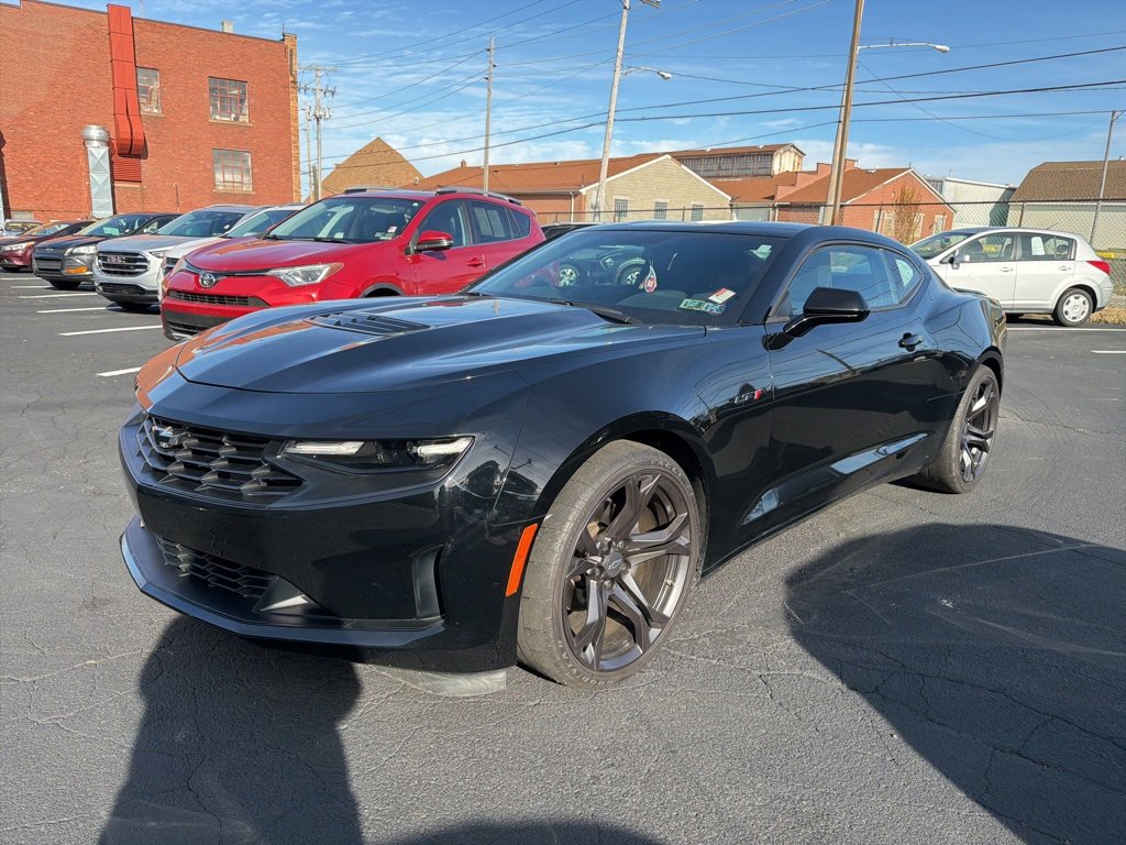 Used 2020 Chevrolet Camaro LT image 3