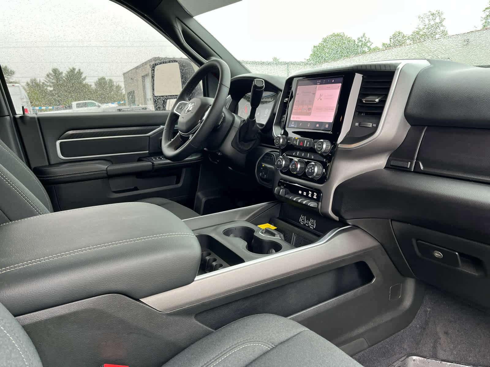 Used 2025 RAM 2500 Big Horn w/ Safety Group AWD/4WD image 34