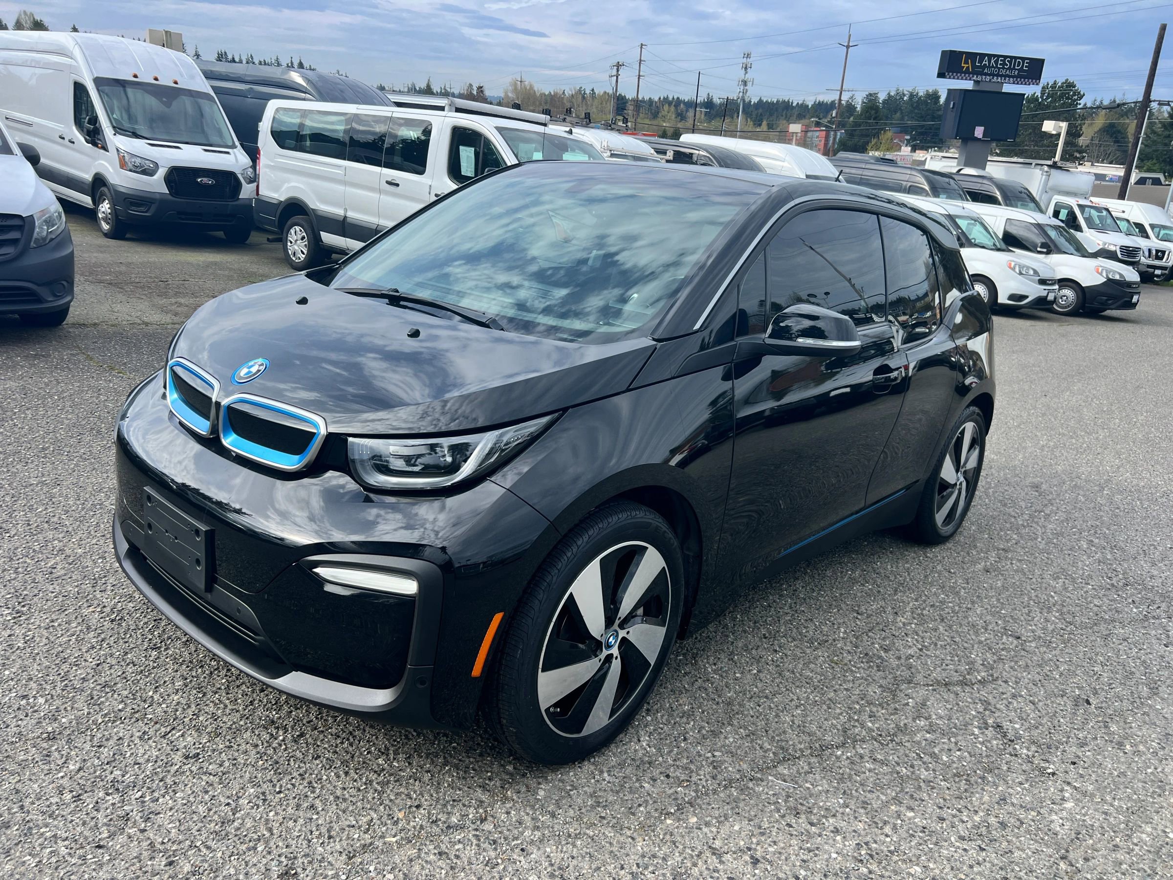 Used 2018 BMW i3 w/ Range Extender image 1